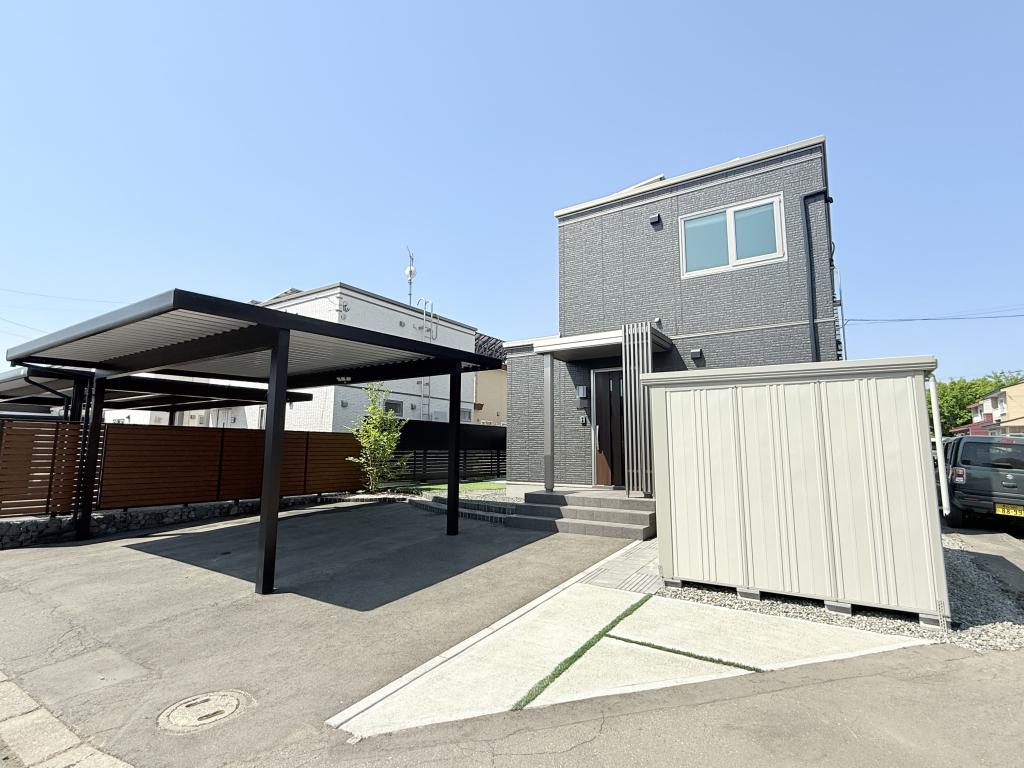 札内文京町の角地築浅住宅♪ 内観