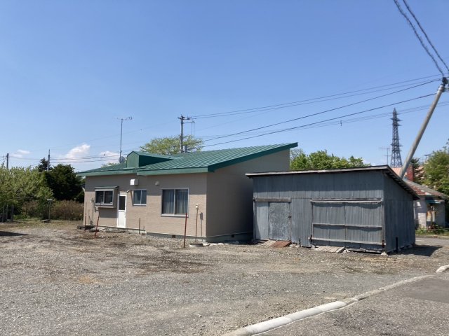 大樹町新通４丁目【三方道路付き！約４７８坪の広大な敷地！】 内観