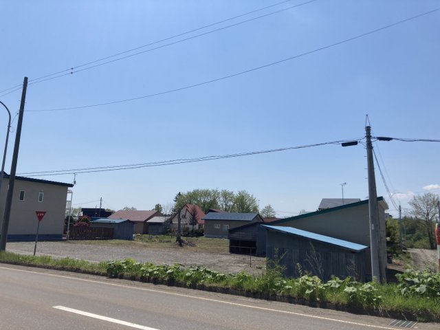 大樹町新通４丁目【三方道路付き！約４７８坪の広大な敷地！】 内観