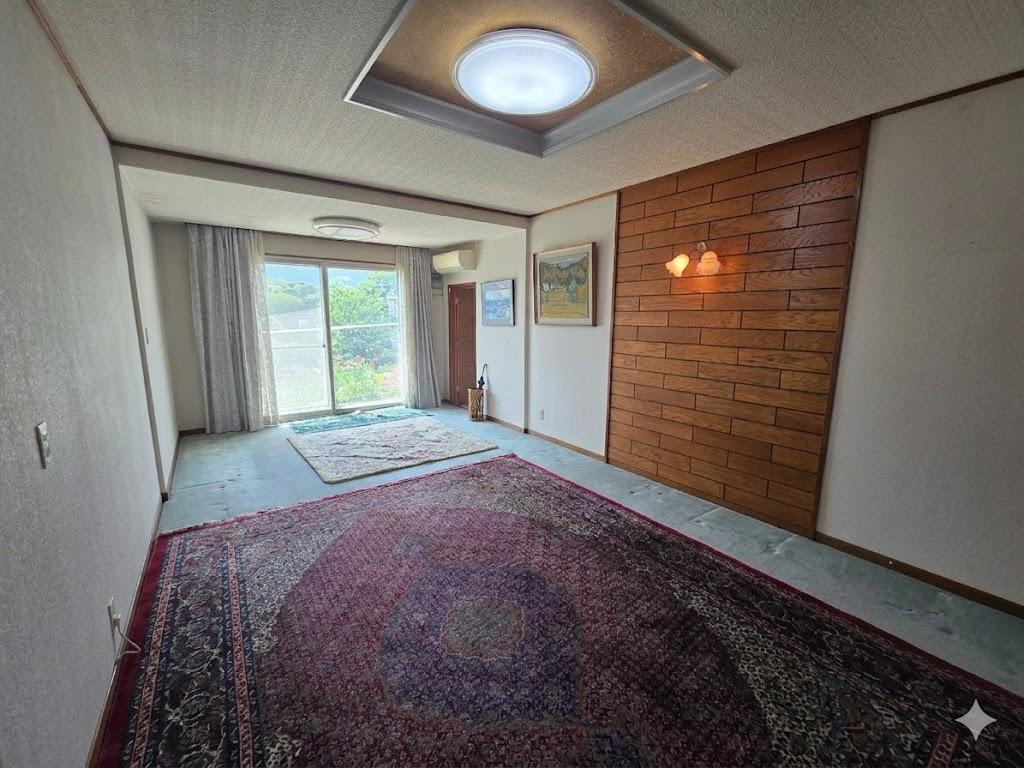 ♪敷地157.75坪♪西１２南３２＿中古住宅 内観