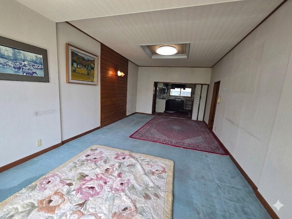 ♪敷地157.75坪♪西１２南３２＿中古住宅 内観