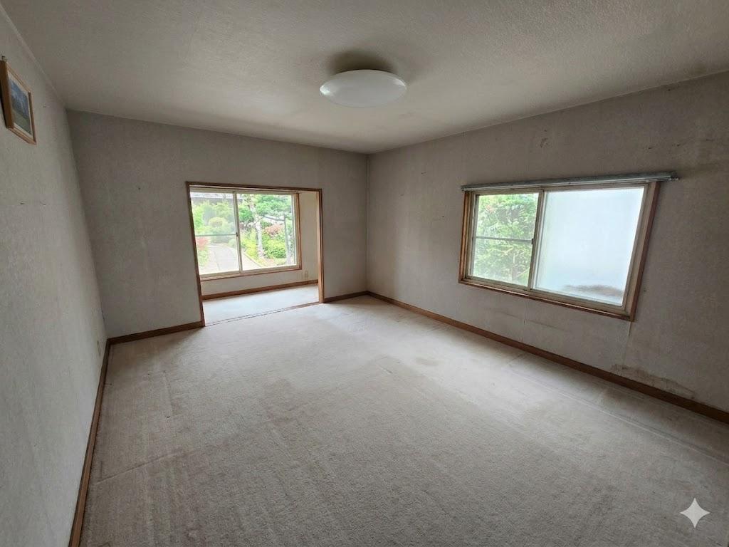 ♪敷地157.75坪♪西１２南３２＿中古住宅 内観