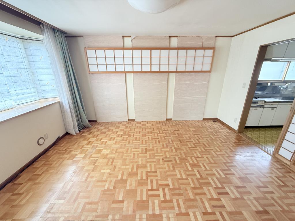 帯広市西18条南4丁目の店舗付き中古住宅 内観