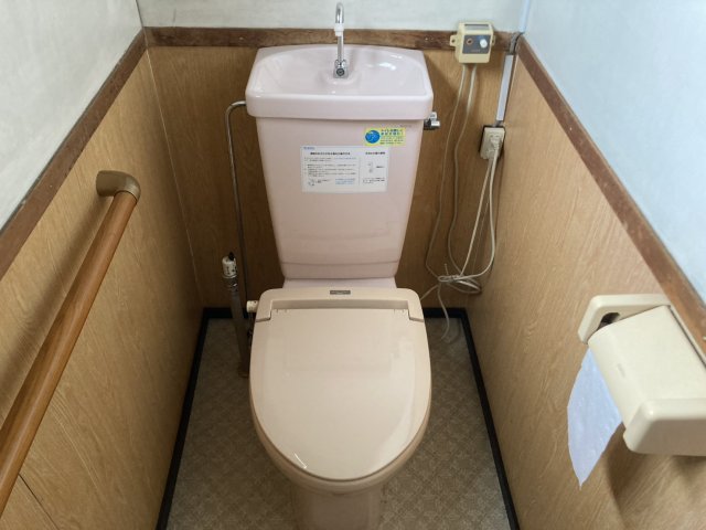 西１６条北２丁目【南西角地！リフォーム向き中古物件！】 内観