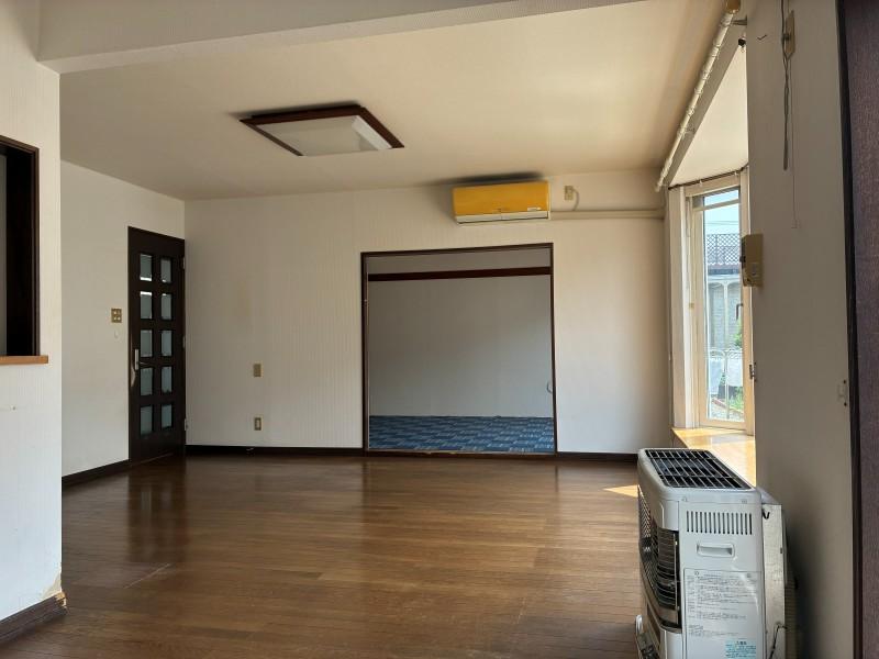 ※室内画像追加【全室南向き】西２２条南４丁目　中古住宅【小中学校まで徒歩9分】 内観
