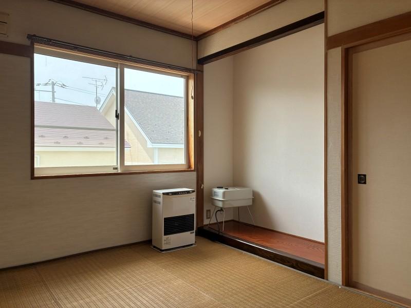 ※室内画像追加【全室南向き】西２２条南４丁目　中古住宅【小中学校まで徒歩9分】 内観