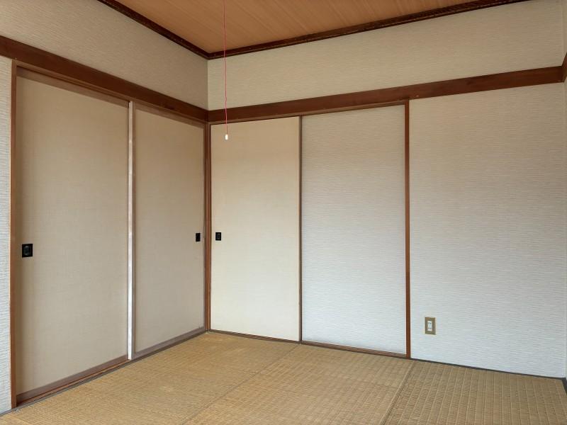 ※室内画像追加【全室南向き】西２２条南４丁目　中古住宅【小中学校まで徒歩9分】 内観