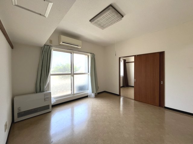 西４条南２丁目ベルトピアエグゼ帯広１０１号室【南西角地２ＬＤＫ分譲マンション！】 内観