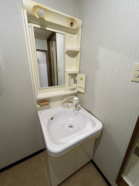 西４条南２丁目ベルトピアエグゼ帯広１０１号室【南西角地２ＬＤＫ分譲マンション！】 内観