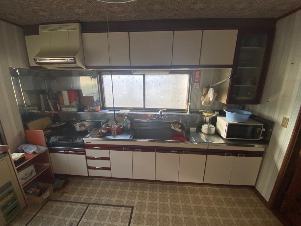 【売戸建】　広尾町⻄２条５丁目　リフォーム用住宅 内観