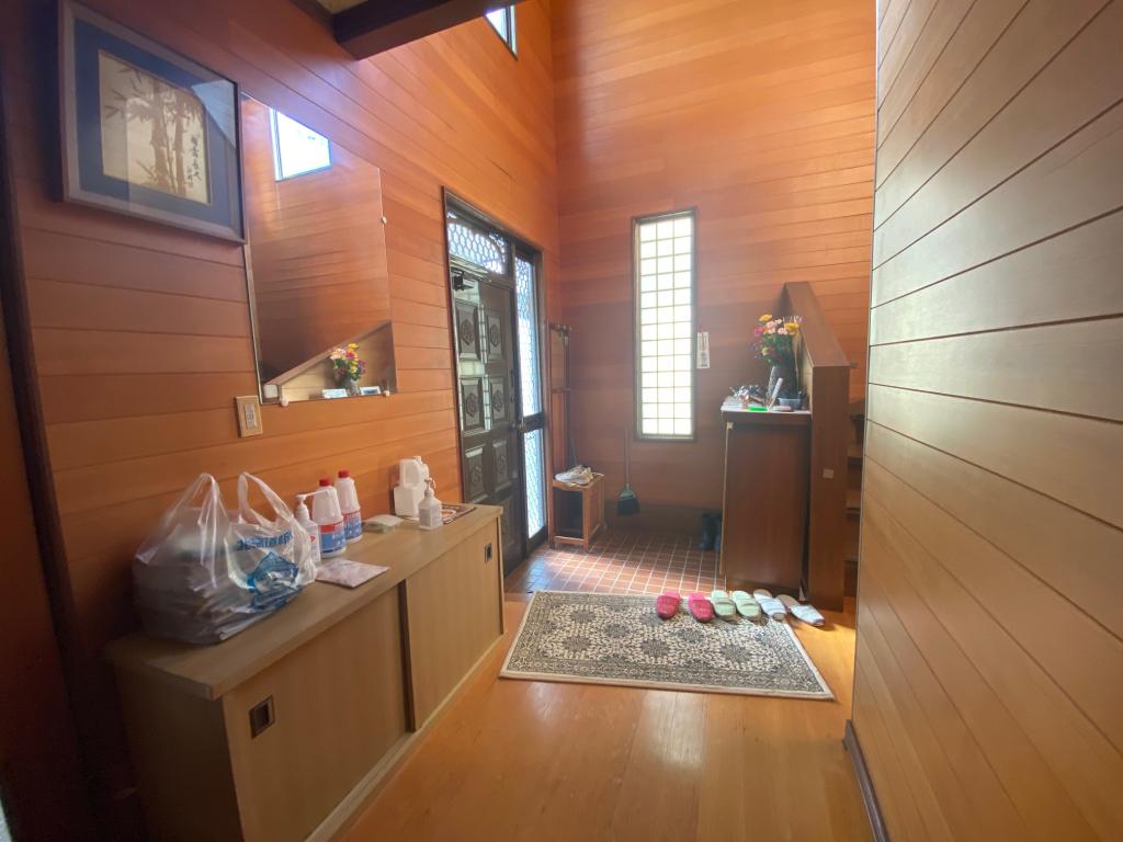 【売戸建】　広尾町⻄２条５丁目　リフォーム用住宅 内観