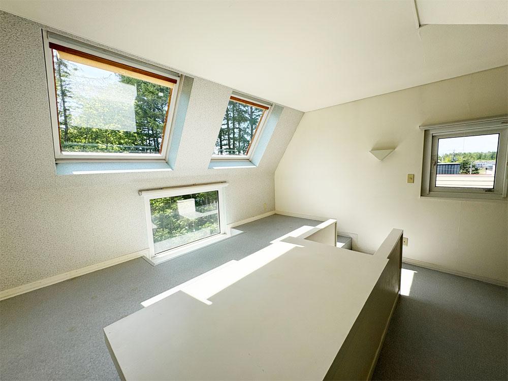 敷地175坪 店舗としても使える4SLDK中古住宅 カーポート付 南の森西10丁目 内観