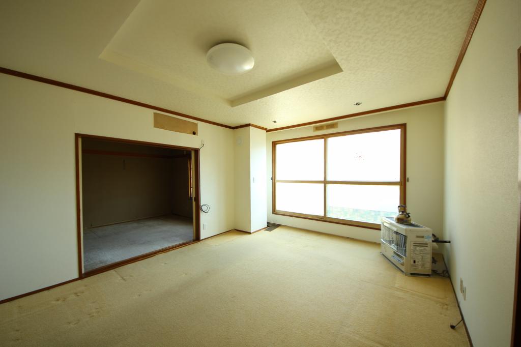 西16条北2丁目　中古住宅（現状渡し） 内観