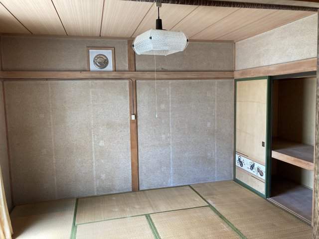 本別町柏木町【南西道路付き！敷地約１６６坪の中古住宅！】 内観