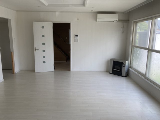 自由が丘５丁目【南北二方道路付き！４ＬＤＫＫ一戸建て！】 内観
