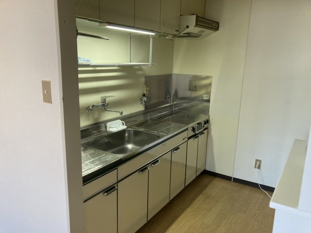 西９条南１２丁目 八条コーポ３０６号室【お手頃価格の３ＬＤＫ分譲マンション！】 内観