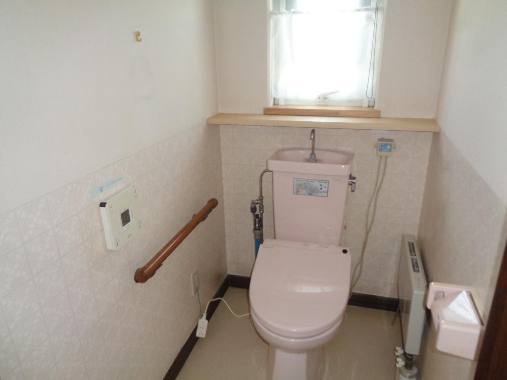 帯広市西21条南4丁目　事務所スペース付の中古住宅 内観