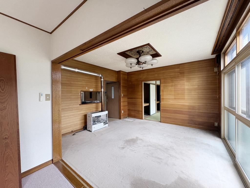 【6LDK】西9南26 中古住宅 内観