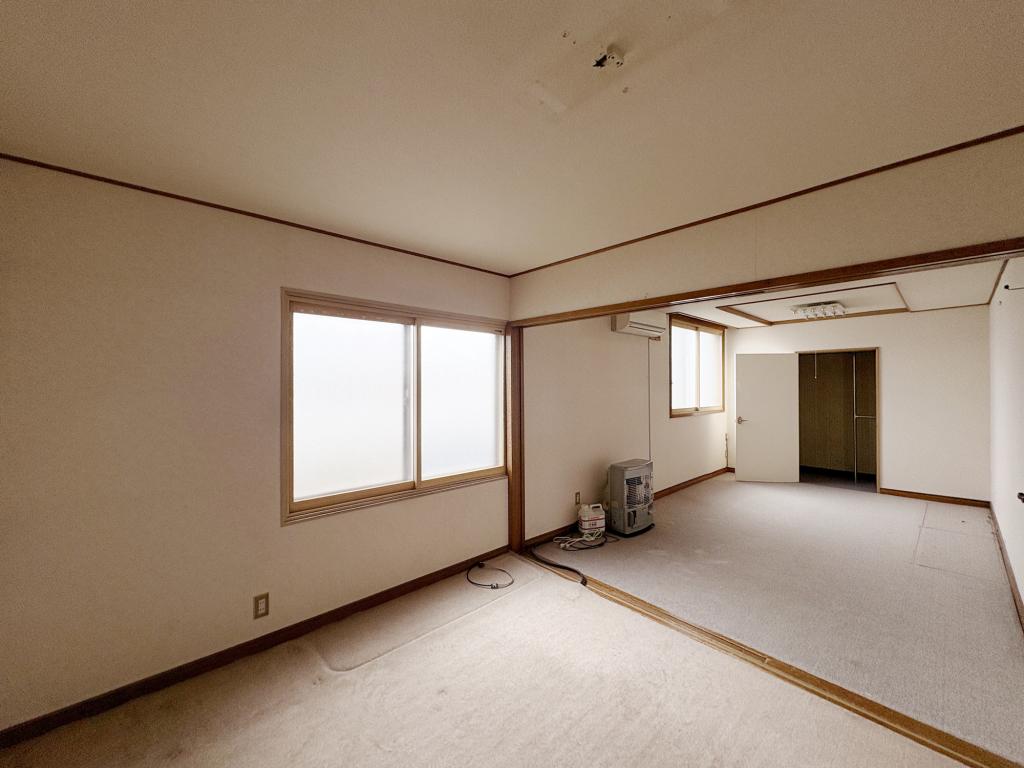【6LDK】西9南26 中古住宅 内観