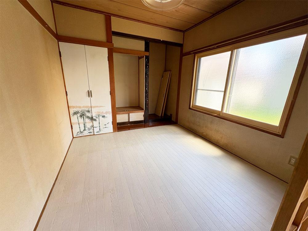 稲田小区域　4LDK 中古住宅　西18条南31丁目 内観