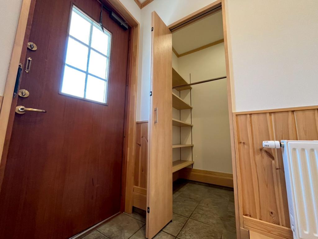 【中古住宅】　新得町西3条7丁目　土地約130坪　駐車5台以上可能 内観