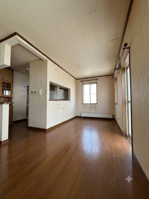西２３条南４丁目　※商談中【西エリアに４ＬＤＫの中古住宅登場！】  内観