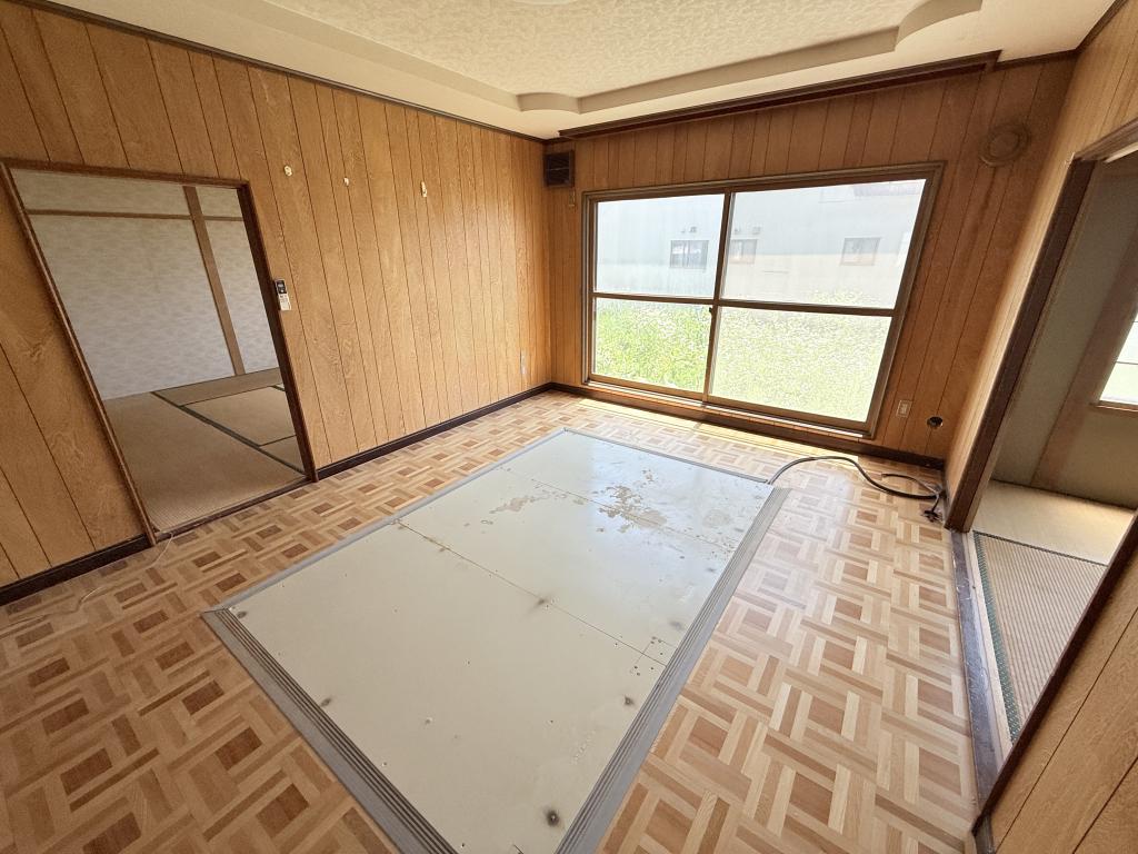音更町雄飛が丘南区のリノベ向き中古住宅 内観