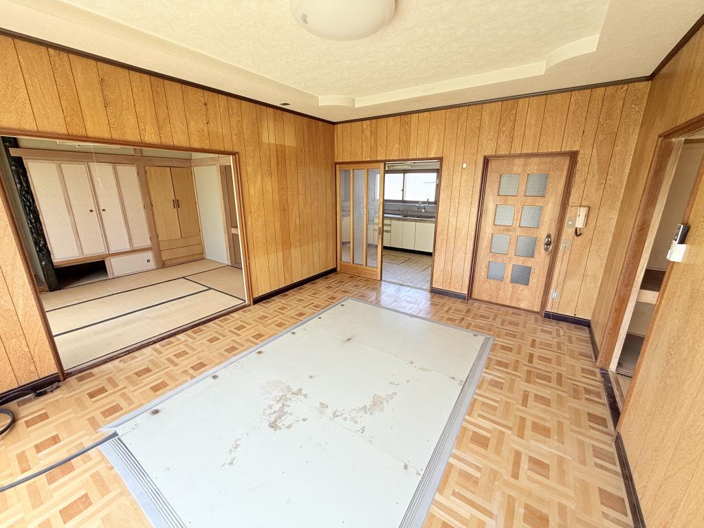 音更町雄飛が丘南区のリノベ向き中古住宅 内観