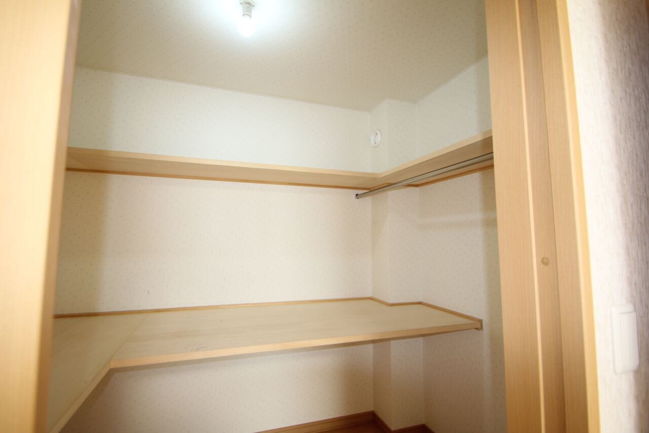 【写真追加】清流西２丁目　中古戸建 内観