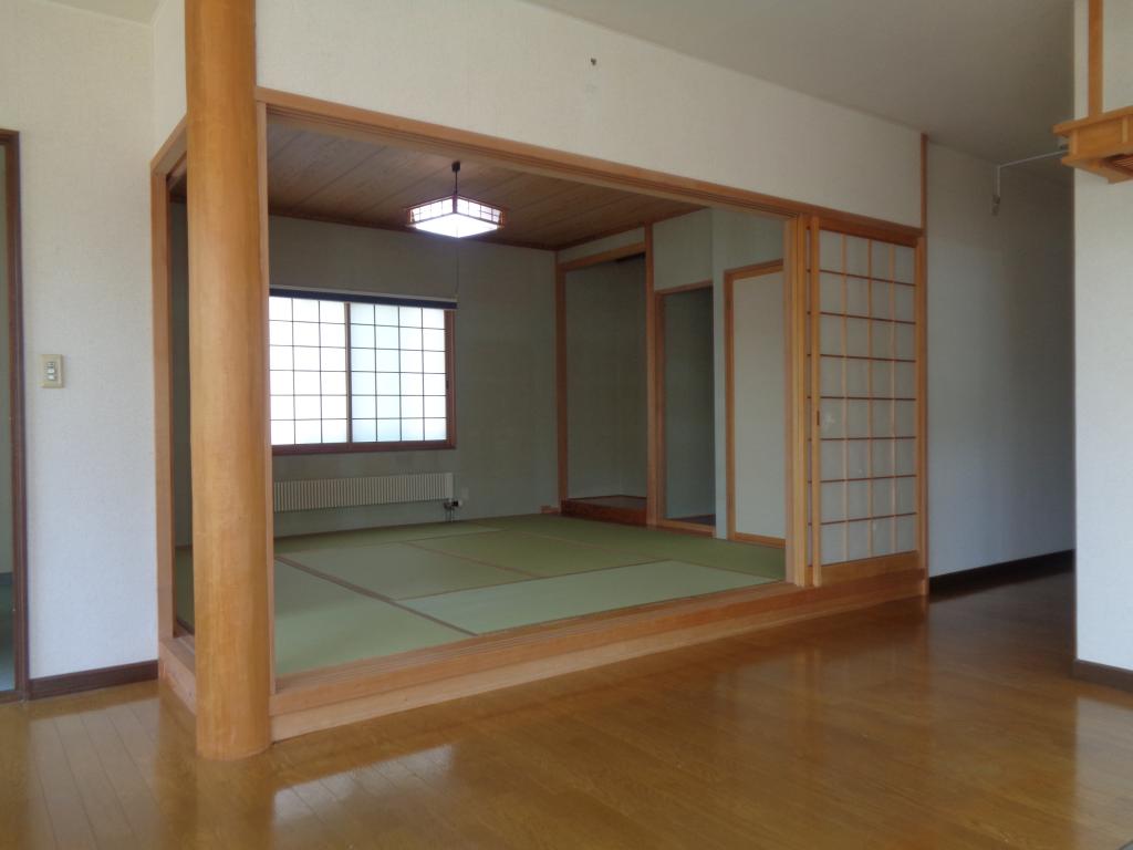 ♪価格改定♪　本別町　銀河通りに面した店舗付住宅  内観