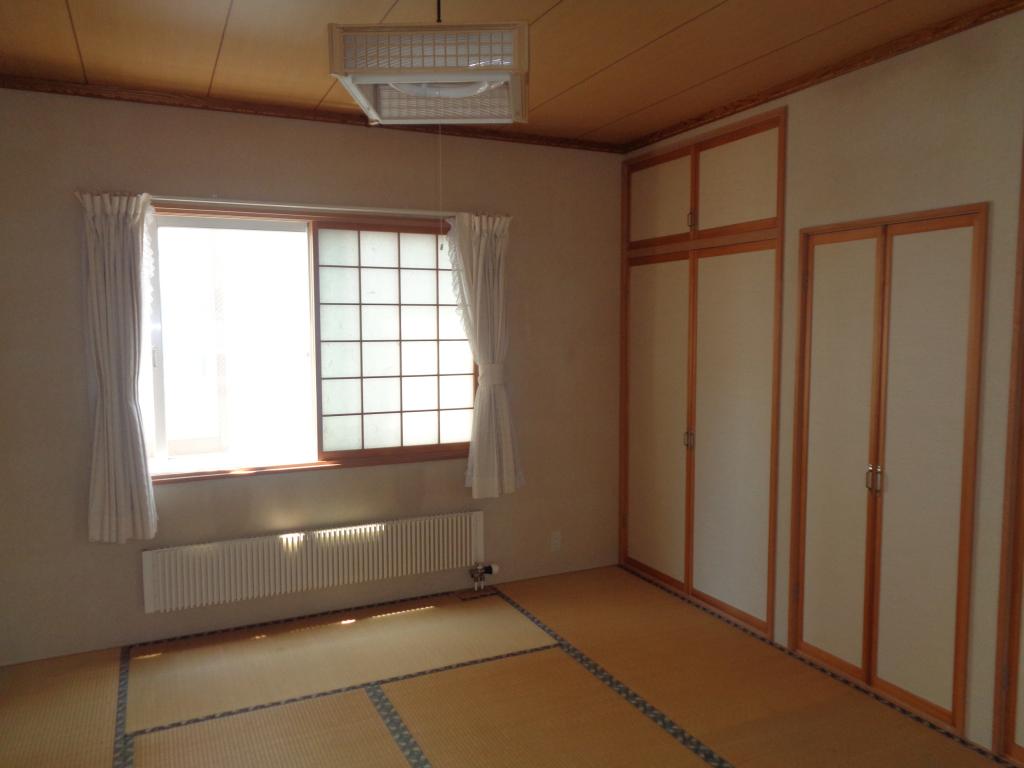 ♪価格改定♪　本別町　銀河通りに面した店舗付住宅  内観