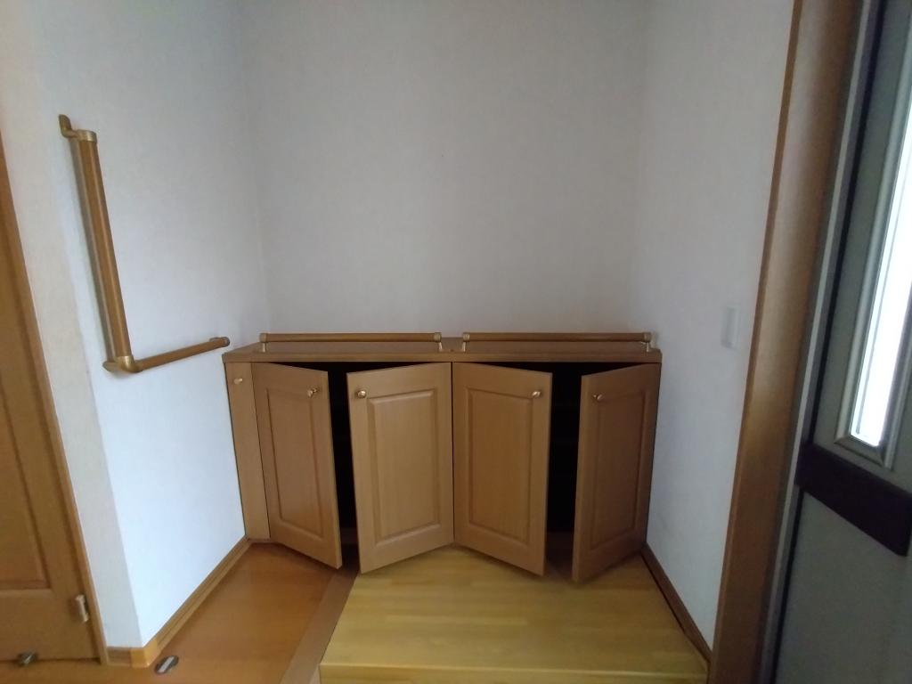 中古住宅　帯広市西9条南34丁目１番地４ 内観