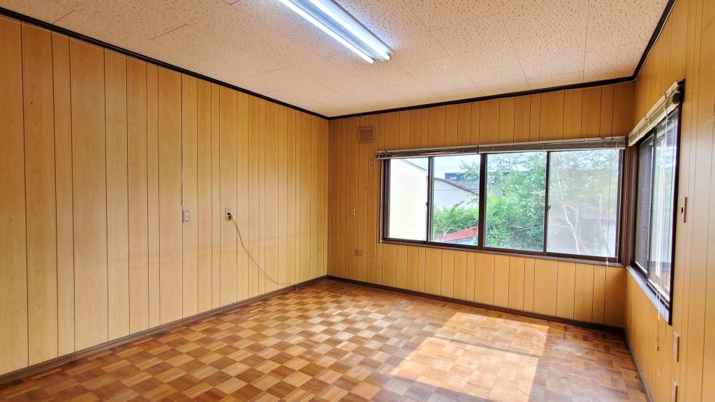 音更町東通12丁目　売家　広い素敵な邸宅です。 -  内観