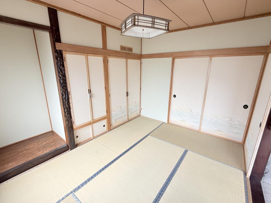 西17条南33丁目の中古住宅 内観