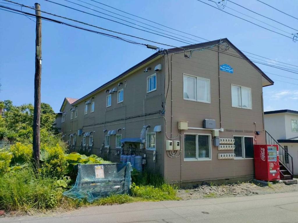 価格改定「満室想定利回り23％」釧路市千歳町一棟アパート 内観