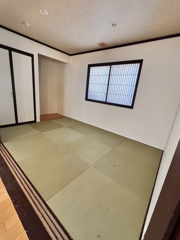 豊成小学校区域　中古住宅　4LDK 内観