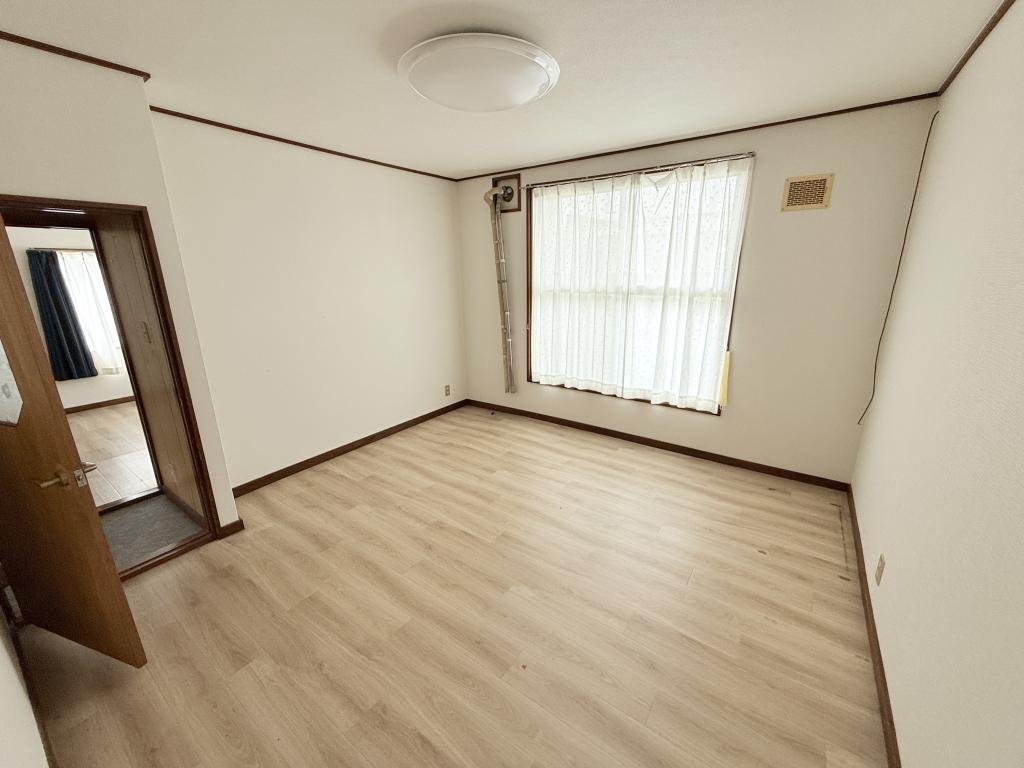 帯広市西16条南2丁目の中古住宅 内観
