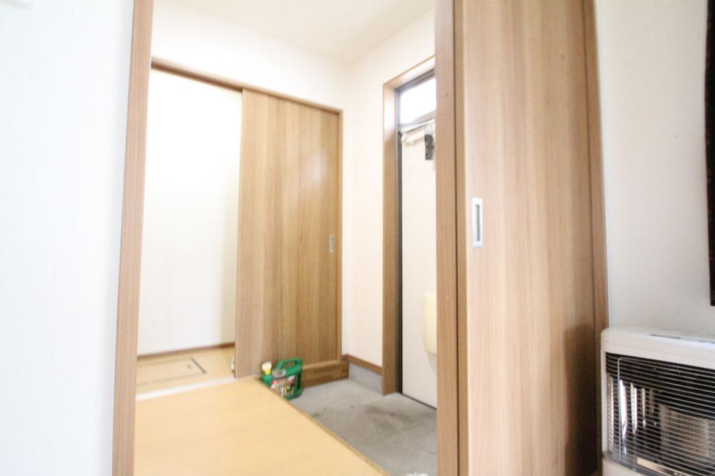 【写真追加】西１８条南２丁目　中古平家 内観
