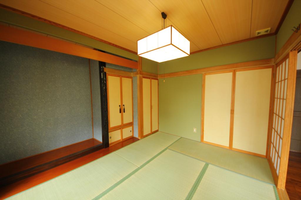 帯広東7条南23丁目　中古住宅※地下室付き 内観