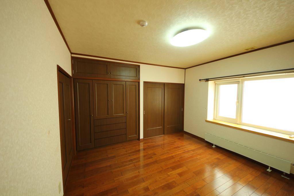 帯広東7条南23丁目　中古住宅※地下室付き 内観