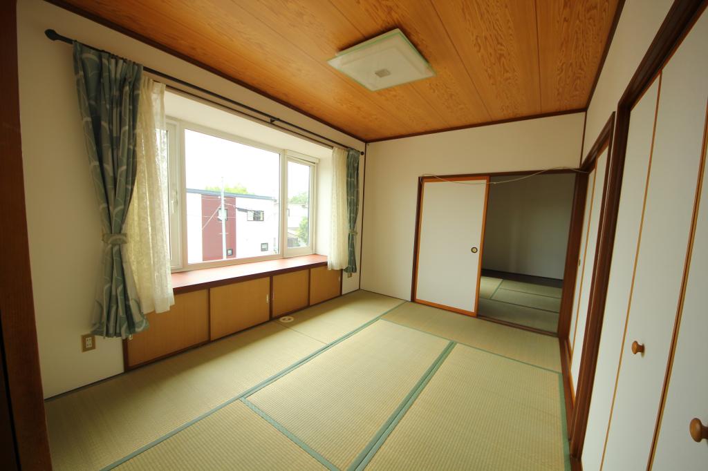 帯広東7条南23丁目　中古住宅※地下室付き 内観
