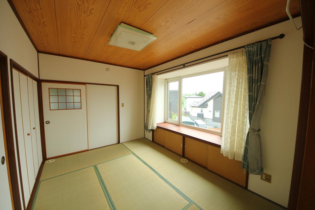 帯広東7条南23丁目　中古住宅※地下室付き 内観