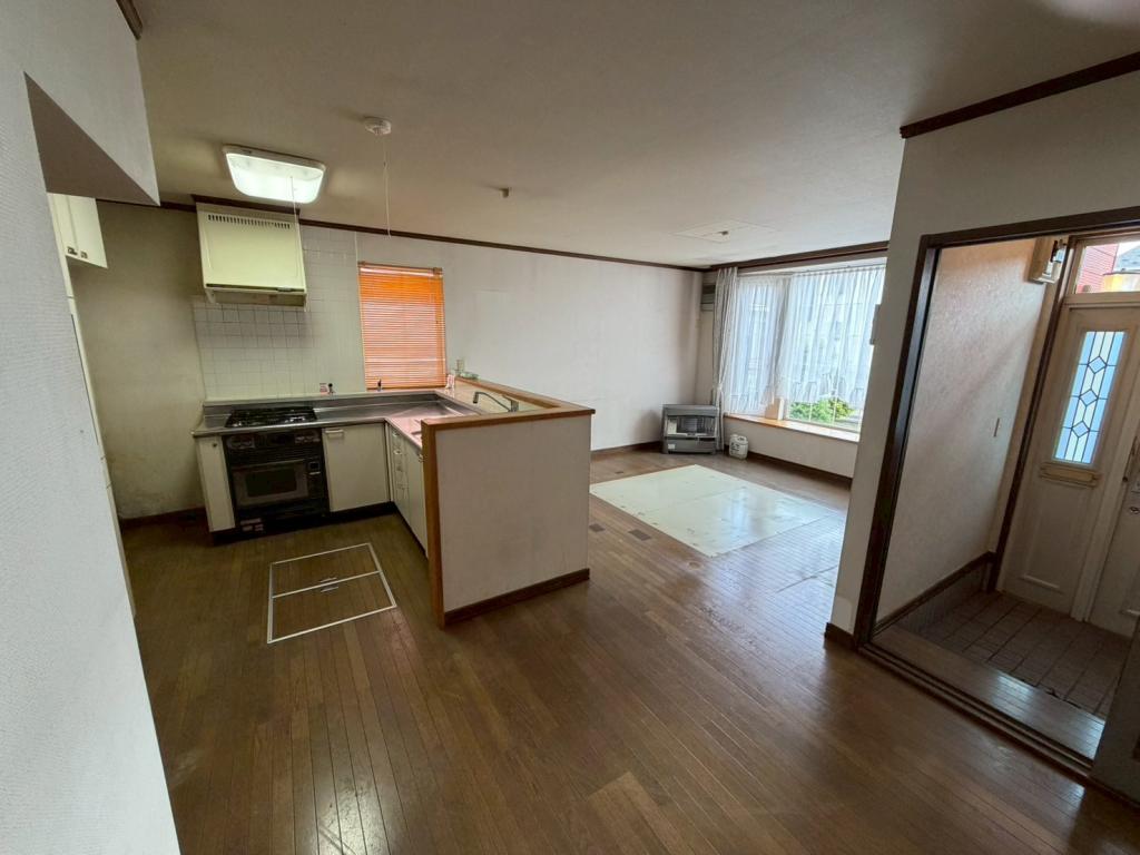 【写真追加】西２１条南５丁目　中古戸建 内観