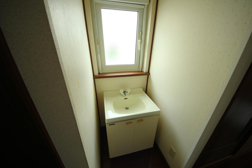 帯広東7条南23丁目　中古住宅※地下室付き 内観