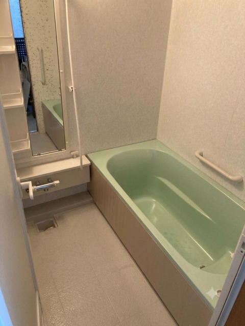 西１７条北２丁目【国道２４１号線近く！５ＬＤＫ中古住宅♪】 内観