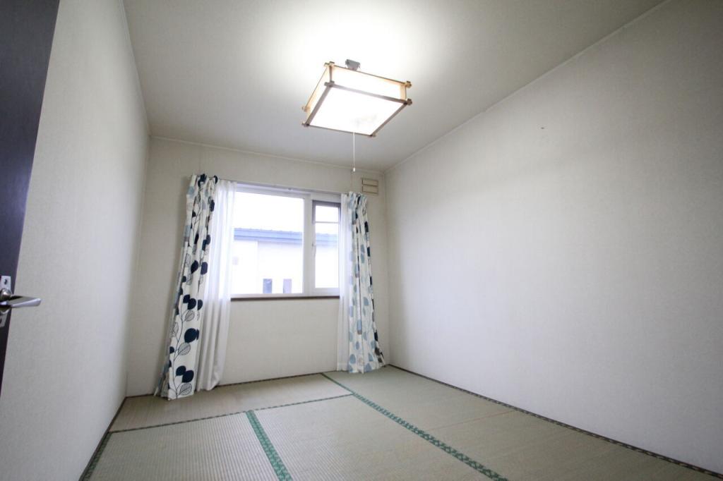 幕別町札内豊町　中古戸建 内観