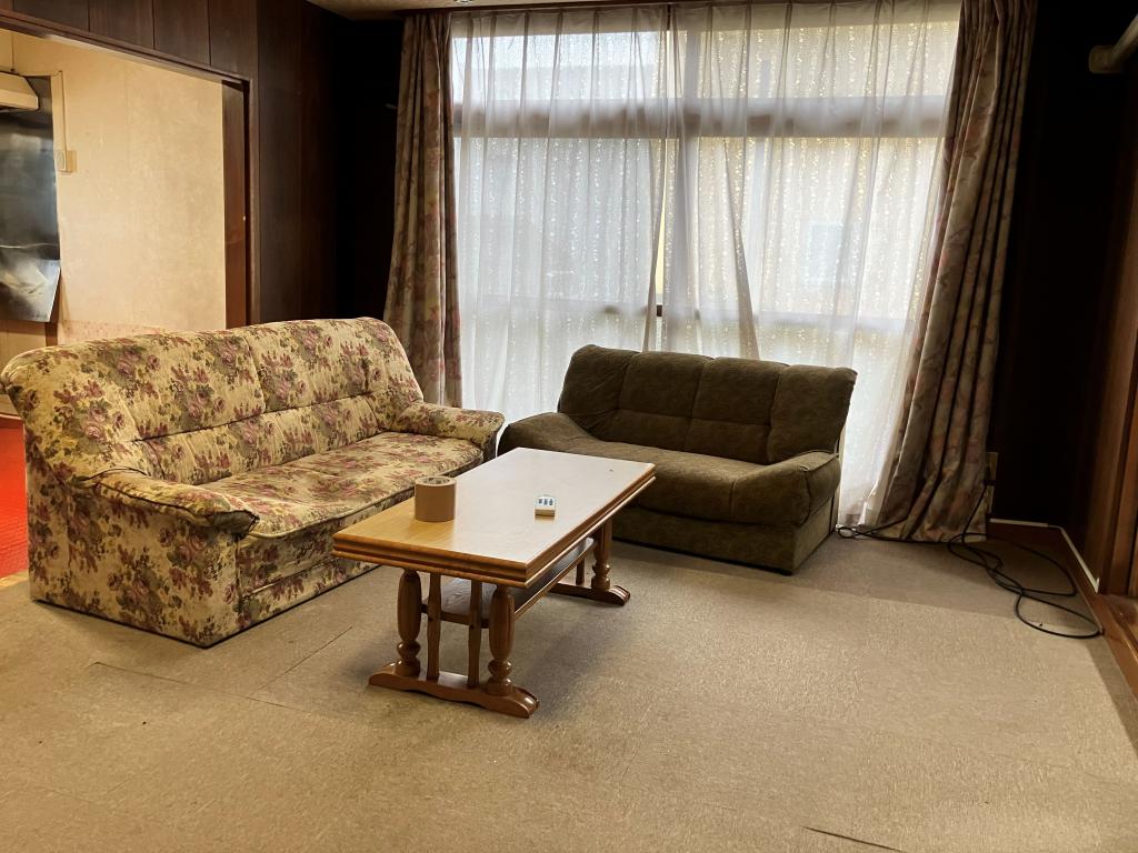 白樺16条東8　中古住宅 内観