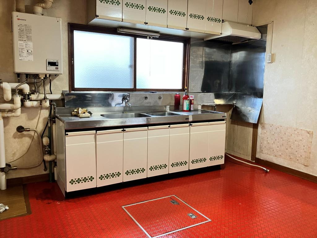 白樺16条東8　中古住宅 内観