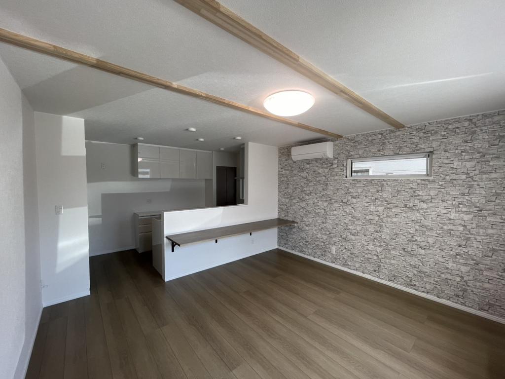 西１７南４＿２×６工法新築住宅 内観