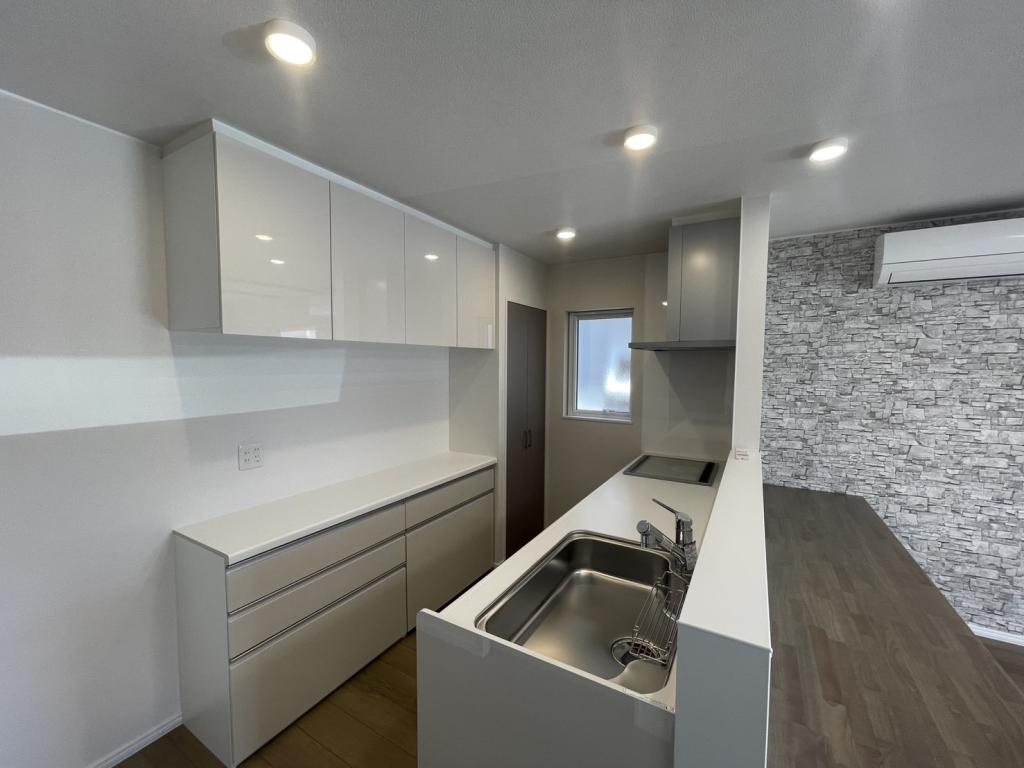 西１７南４＿２×６工法新築住宅 内観
